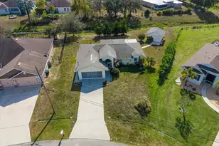 590 SW Lacroix Ave, Port Saint Lucie, FL 34953 - Photo 28