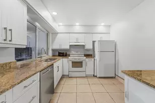 4430 NW 19th Way, Oakland Park, FL 33309 - Photo 10