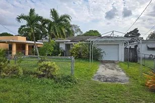 2702 Hayes St, Hollywood, FL 33020 - Photo 1