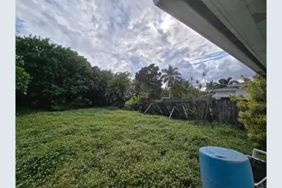 2702 Hayes Street, Hollywood, FL 33020 - Photo 22