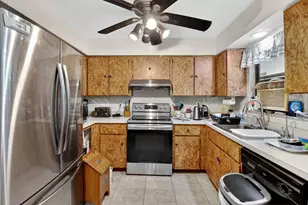 1097 SW Majorca Ave, Port Saint Lucie, FL 34953 - Photo 6