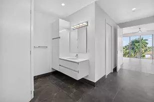 30 Isle of Venice Dr, Fort Lauderdale, FL 33301 - Photo 48