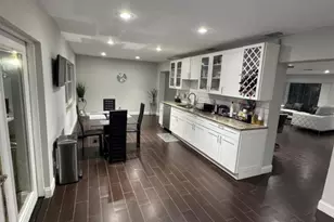 7610 NW 66th Terrace, Tamarac, FL 33321 - Photo 6