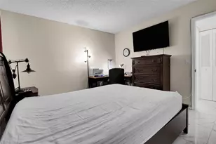 260 NW 76th Ave, Margate, FL 33063 - Photo 22