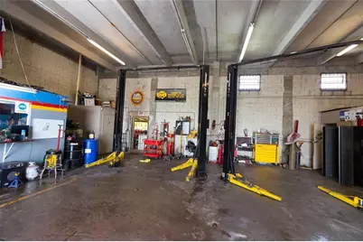 669 NW 26th Street, Miami, FL 33127 - Photo 8