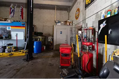 669 NW 26th Street, Miami, FL 33127 - Photo 20