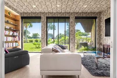 5300 White Oak Lane, Tamarac, FL 33319 - Photo 12