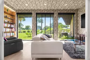 5300 White Oak Ln, Tamarac, FL 33319 - Photo 12