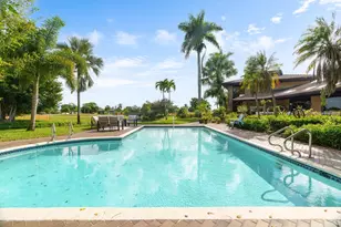 5300 White Oak Ln, Tamarac, FL 33319 - Photo 4