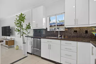 513 S Riverside Drive, Pompano Beach, FL 33062 - Photo 24