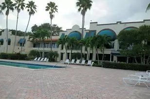 9460 Poinciana Pl, Davie, FL 33324 - Photo 26