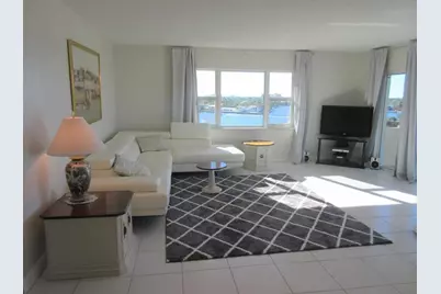 1200 Hibiscus Avenue #801, Pompano Beach, FL 33062 - Photo 4