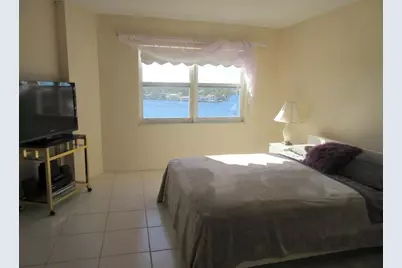 1200 Hibiscus Avenue #801, Pompano Beach, FL 33062 - Photo 8