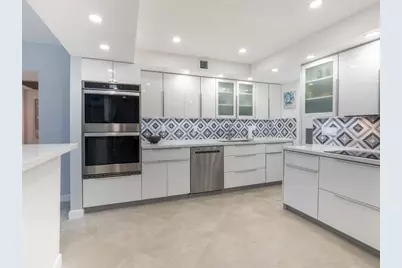 2850 N Palm Aire Drive #601, Pompano Beach, FL 33069 - Photo 2