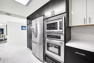 1880 S Ocean Dr, Hallandale Beach, FL 33009 - Photo 18