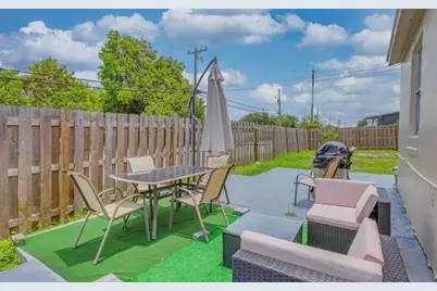 1105 W 34th Street, West Palm Beach, FL 33404 - Photo 14