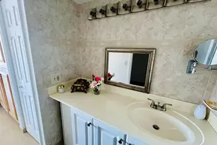 7040 Coral Way Unit, Miami, FL 33155 - Photo 12
