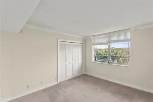 3900 Oaks Clubhouse Dr, Pompano Beach, FL 33069 - Photo 20