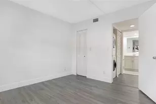 9466 Boca Cove Cir, Boca Raton, FL 33428 - Photo 20