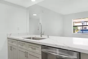 9466 Boca Cove Cir, Boca Raton, FL 33428 - Photo 10