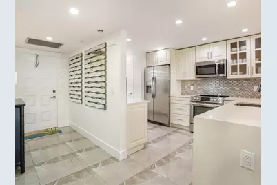 3510 Oaks Way #306, Pompano Beach, FL 33069 - Photo 10