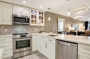 3510 Oaks Way, Pompano Beach, FL 33069 - Photo 12