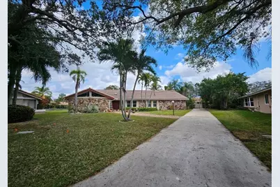 197 NW 113th Way, Coral Springs, FL 33071 - Photo 4