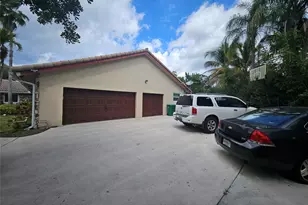 197 NW 113th Way, Coral Springs, FL 33071 - Photo 8