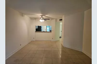 5583 Courtyard Drive #5583, Margate, FL 33063 - Photo 10