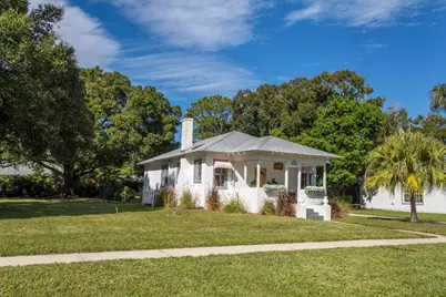 1645 34th Avenue, Vero Beach, FL 32960 - Photo 1