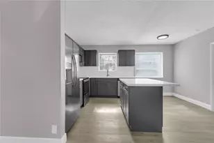 3240 Sheridan Ln, Hollywood, FL 33021 - Photo 4