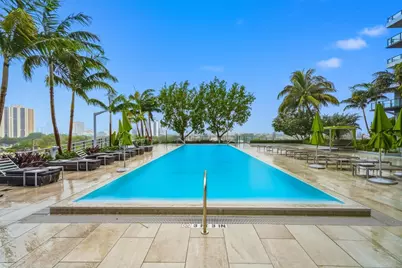 2960 NE 207th Street #1108, Miami, FL 33180 - Photo 38