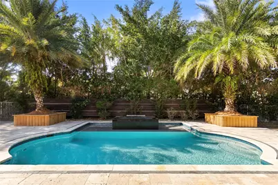 1585 Victoria Isle Way, Weston, FL 33327 - Photo 10