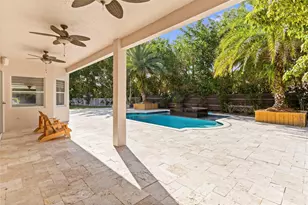 1585 Victoria Isle Way, Weston, FL 33327 - Photo 8