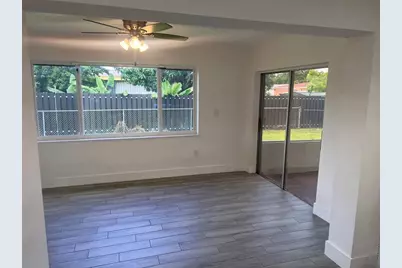8361 NW 27th Place, Sunrise, FL 33322 - Photo 4