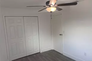 8361 NW 27th Pl, Sunrise, FL 33322 - Photo 12