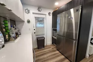 3090 N Course Dr, Pompano Beach, FL 33069 - Photo 8