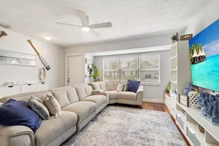 121 NW Doreen St, Port Saint Lucie, FL 34983 - Photo 6