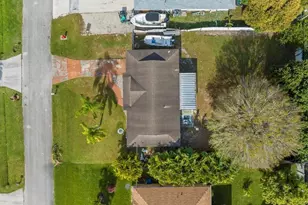 121 NW Doreen St, Port Saint Lucie, FL 34983 - Photo 38