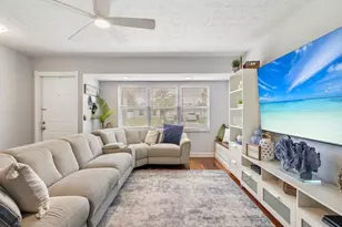 121 NW Doreen St, Port Saint Lucie, FL 34983 - Photo 4