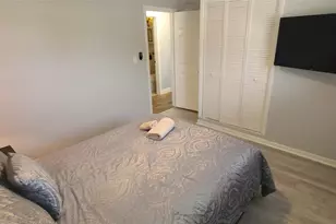 321 Mid Pines Rd, Palm Springs, FL 33461 - Photo 18