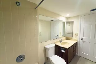 1701 Whitehall Dr, Davie, FL 33324 - Photo 24