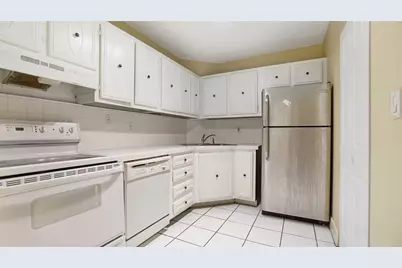 3123 Oakland Shores Drive #D104, Fort Lauderdale, FL 33309 - Photo 2