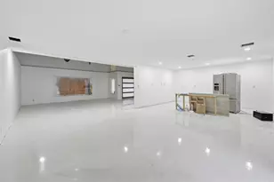 2026 NE 32nd Ave, Fort Lauderdale, FL 33305 - Photo 4