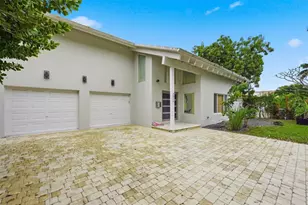 2026 NE 32nd Ave, Fort Lauderdale, FL 33305 - Photo 2