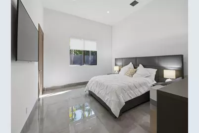 2213 NE 37th Drive, Fort Lauderdale, FL 33308 - Photo 60