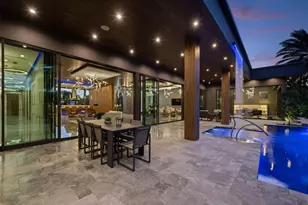 2213 NE 37th Dr, Fort Lauderdale, FL 33308 - Photo 2