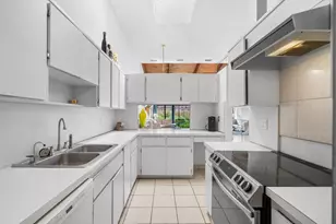 2679 S Parkview Dr Unit, Hallandale Beach, FL 33009 - Photo 14