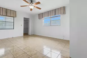 101 SW 132nd Way, Hollywood, FL 33027 - Photo 6