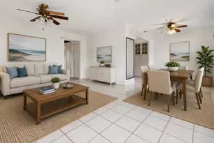 101 SW 132nd Way, Hollywood, FL 33027 - Photo 2